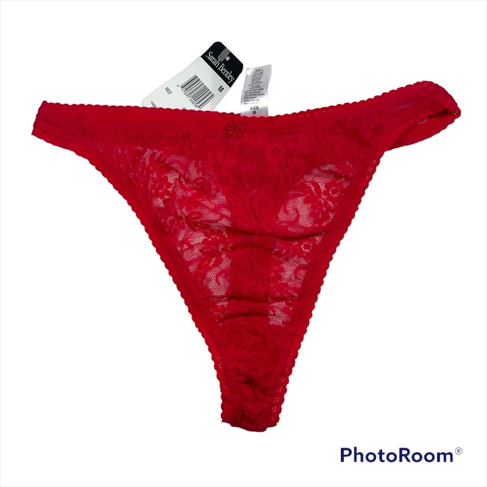 NWT Sarah Bentley red lace thong Size M